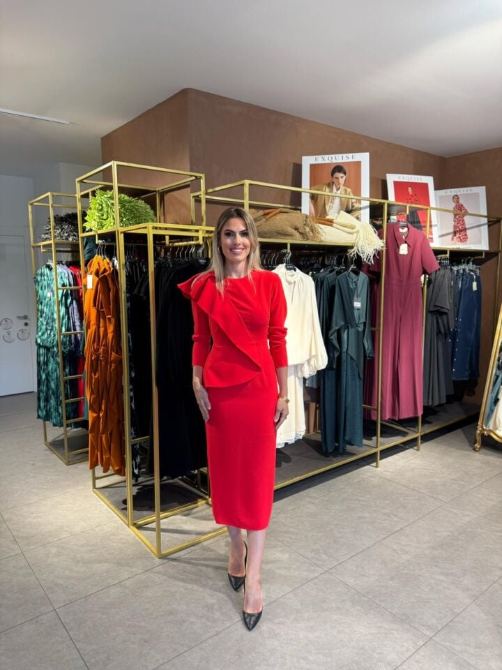 ASİMETRİK VOLANLI NAR ÇİÇEĞİ ELBİSE