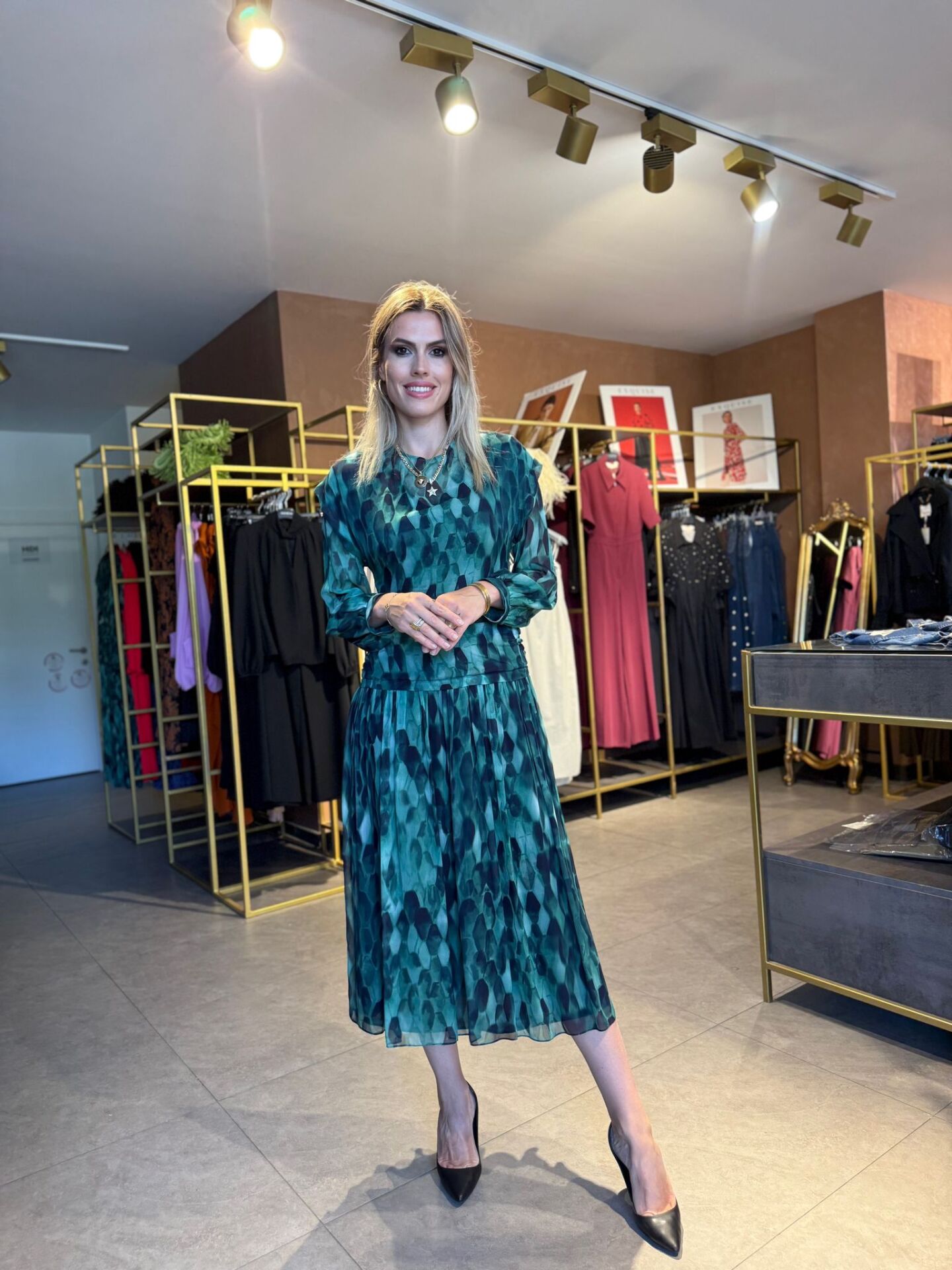 DESENLİ ŞİFON UZUN ELBİSE