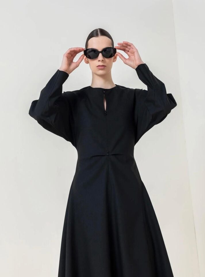 BALON KOL MİNİMAL ELBİSE