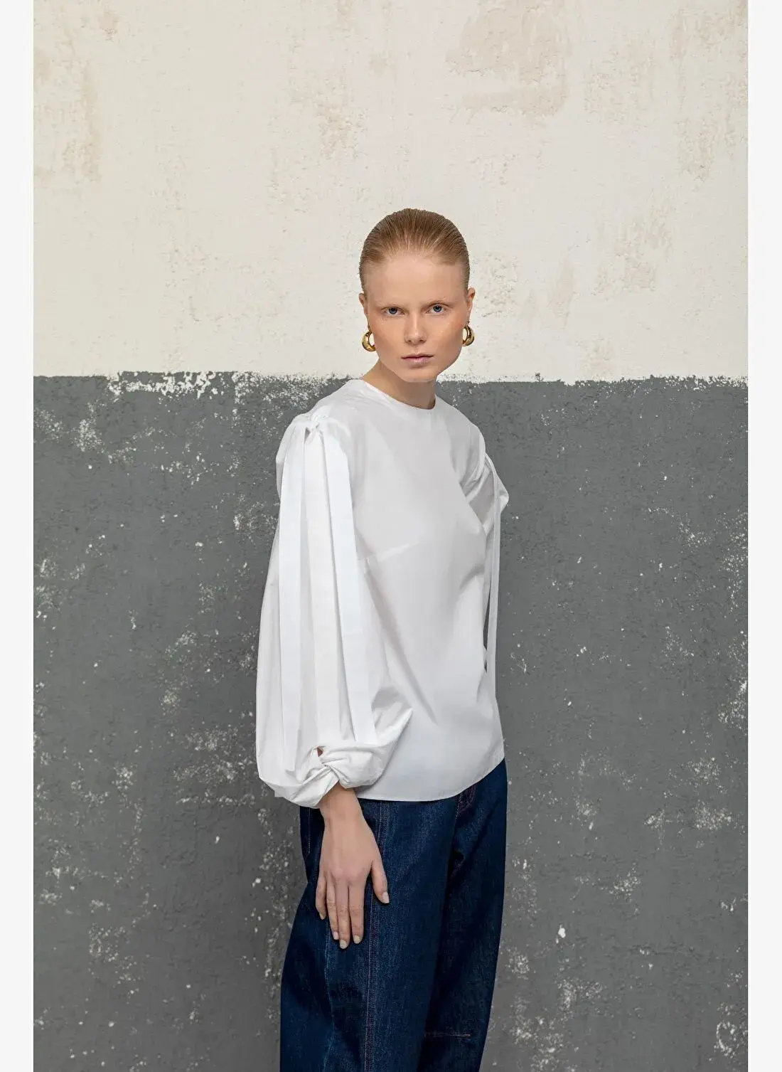 OMUZ BAĞLAMALI BLUZ