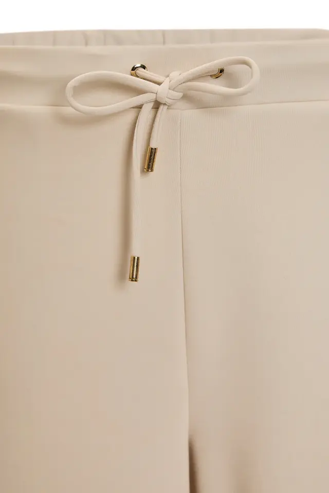 BAĞCIKLI REGULAR ÖRME KREM PANTOLON