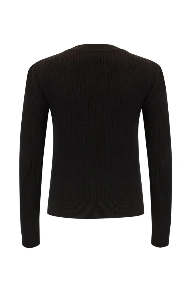 UZUN KOLLU BİSİKLET YAKA ÇİÇEK İŞLEMELİ TRİKO KAZAK