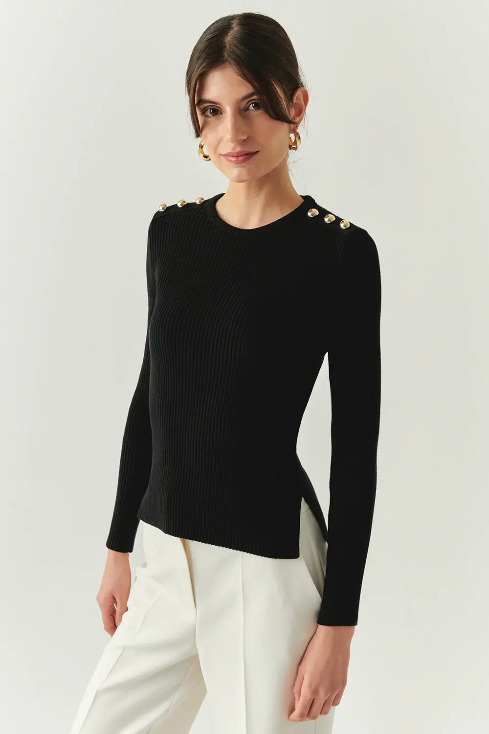 BİSİKLET YAKA UZUN KOLLU DÜĞME DETAYLI TRİKO BLUZ