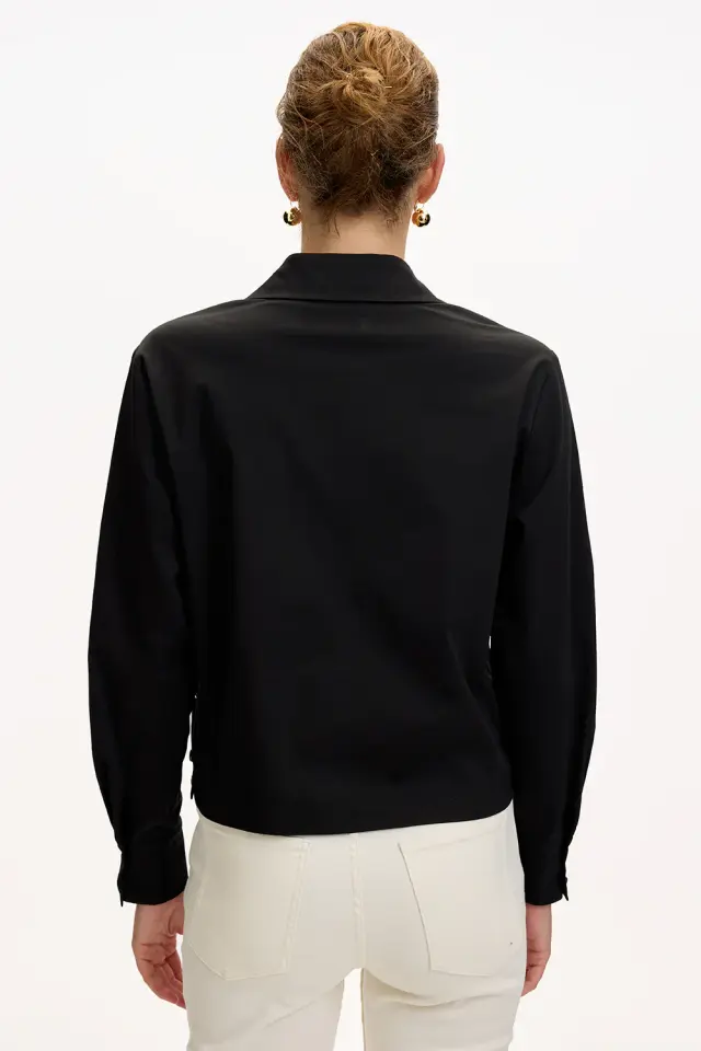 UZUN KOLLU CEPLİ ÇIT ÇIT DETAYLI REGULAR SİYAH GÖMLEK