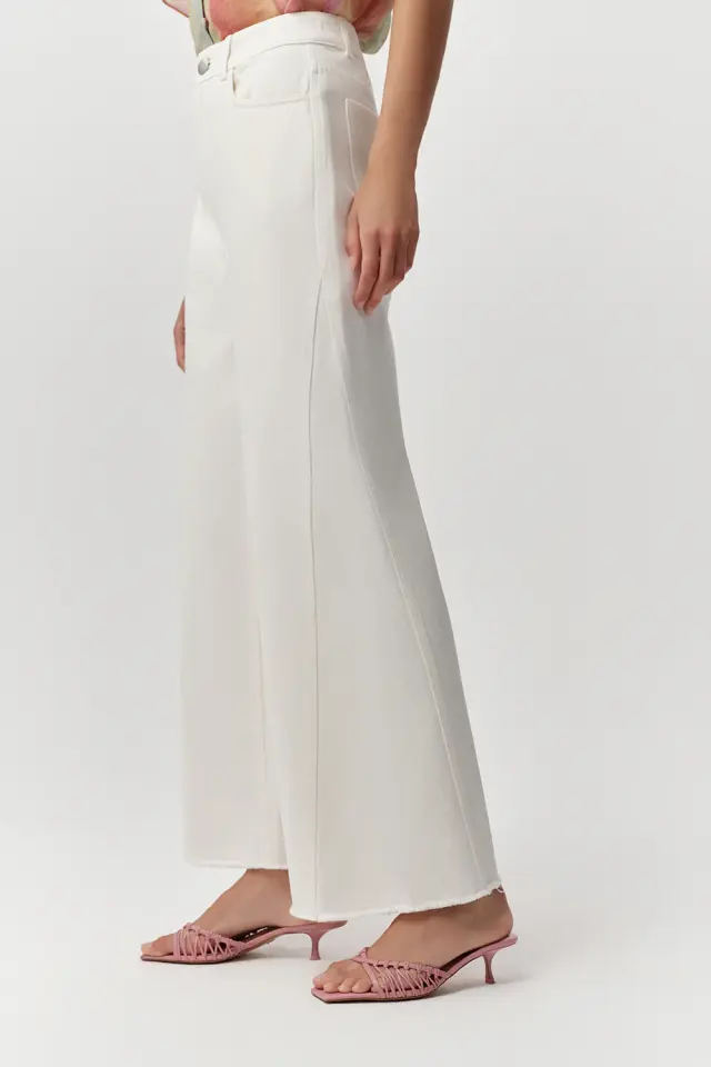 YÜKSEK BEL GENİŞ PAÇA REGULAR DENİM KEMİK PANTOLON